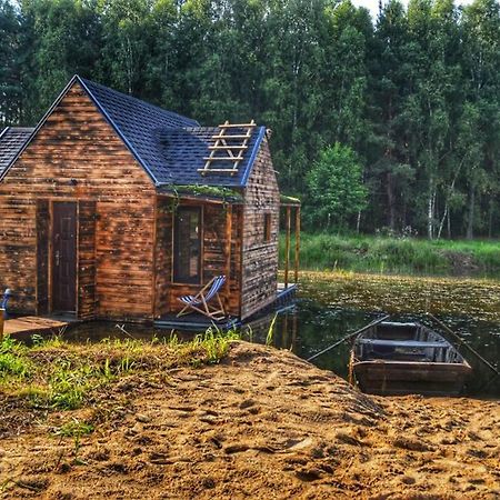 Heather Hut, Off-Grid Cottage On A Pond+2 Ha Darzkowo Exterior photo