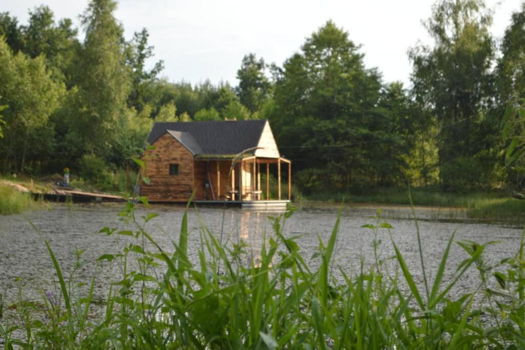 Heather Hut, Off-Grid Cottage On A Pond+2 Ha Darzkowo Exterior photo